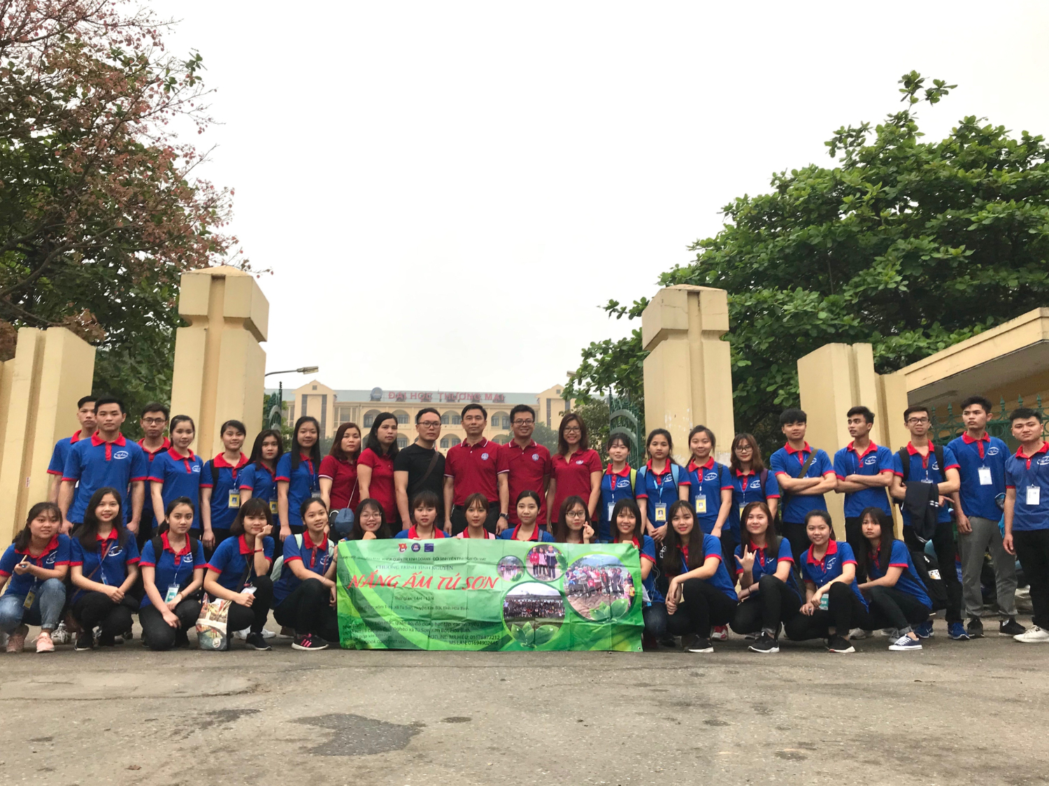 Chương trình tình nguyện "Nắng ấm Tú Sơn" năm 2018 của Liên chi đoàn Khoa Quản trị kinh doanh và đội sinh viên tình nguyện VMT thành công tốt đẹp